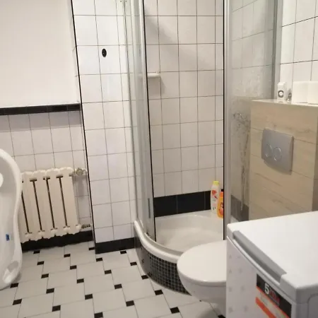 Dom Wypoczynkowy Rybnicka - * Gdynia
