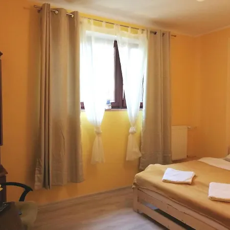 Dom Wypoczynkowy Rybnicka - Apartment Gdynia