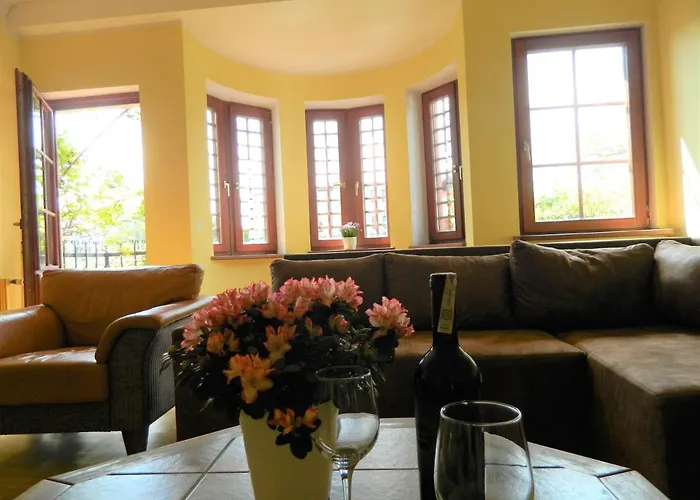 Dom Wypoczynkowy Rybnicka - * Gdynia