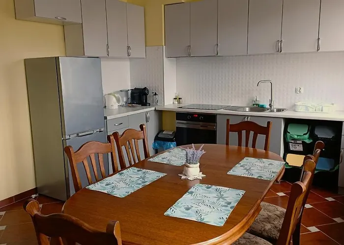 Dom Wypoczynkowy Rybnicka - * Gdynia